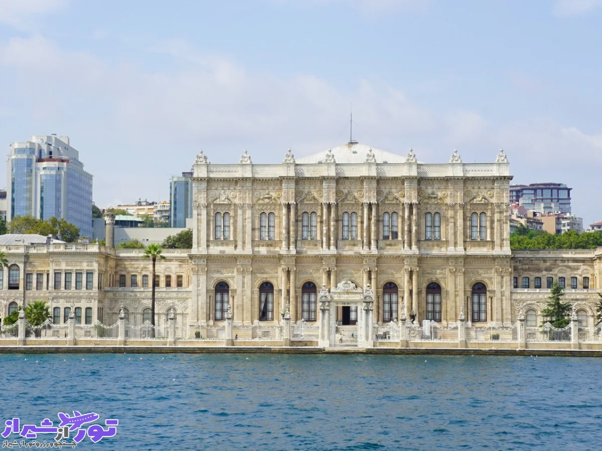 کاخ دولما باغچه در استانبول، محل اقامت پادشاهان عثمانی